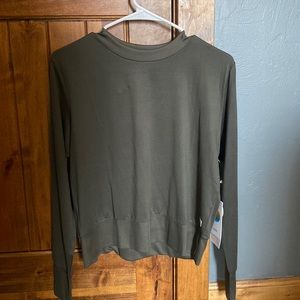Green Vuori top